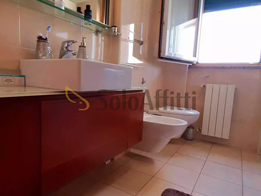 Immagine 12 di Bilocale in affitto  in DELLA RICOSTRUZIONE 00 a Muggiò