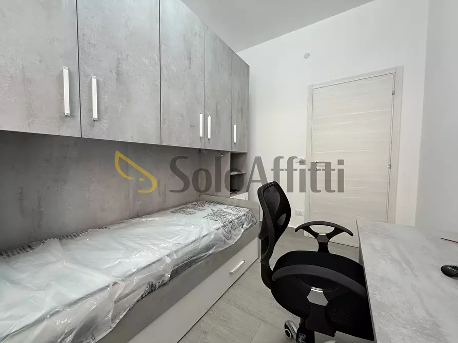 Immagine 13 di Stanza singola in affitto  a Catanzaro