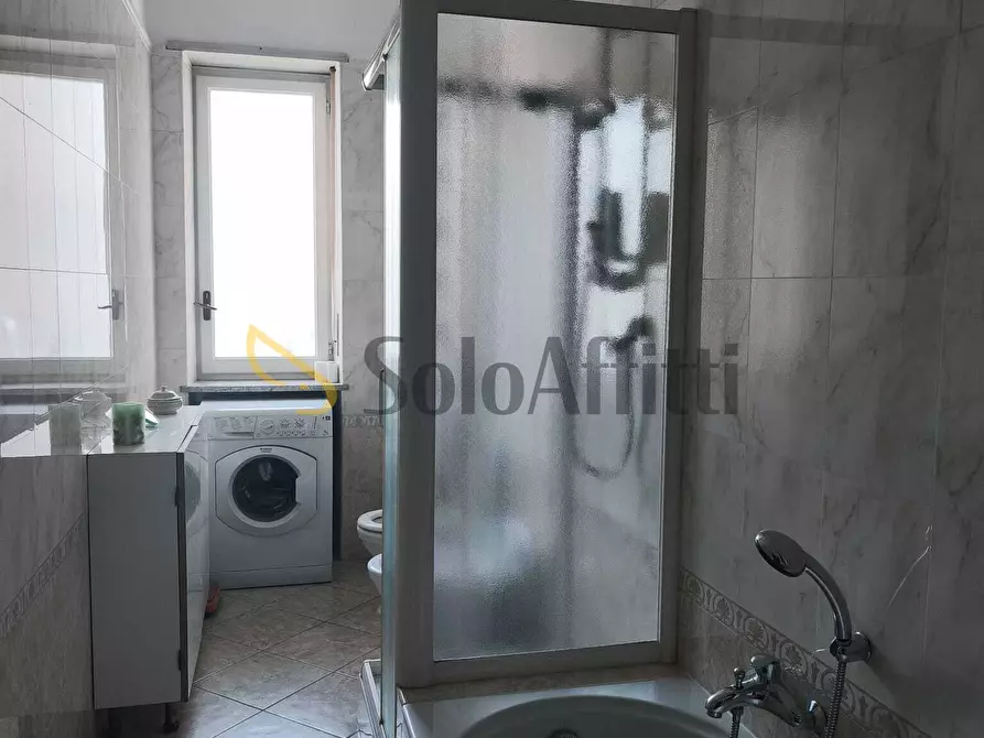 Immagine 15 di Trilocale in affitto  in Via Filadelfia 50 a Torino