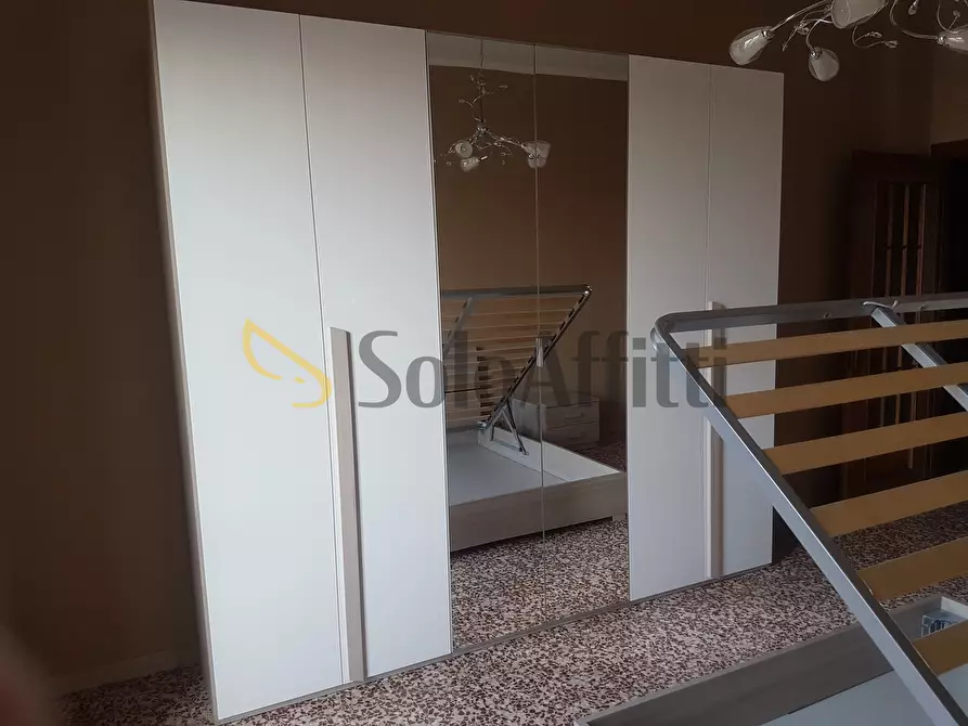 Immagine 3 di Bilocale in affitto  in Via Valentino Carrera a Torino