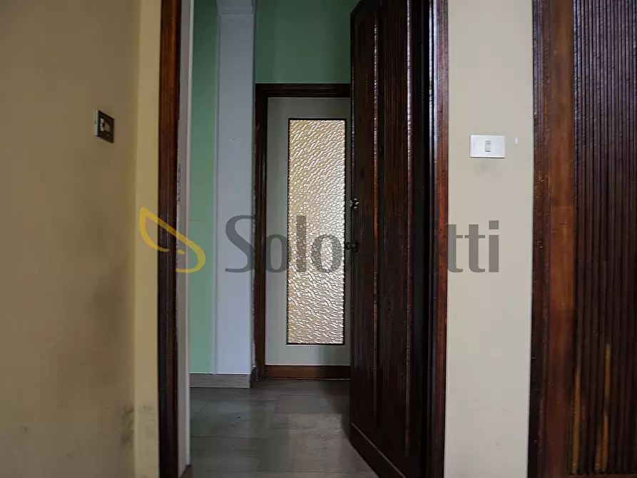 Immagine 17 di Trilocale in affitto  in Via Cavour 4 a Settimo Torinese