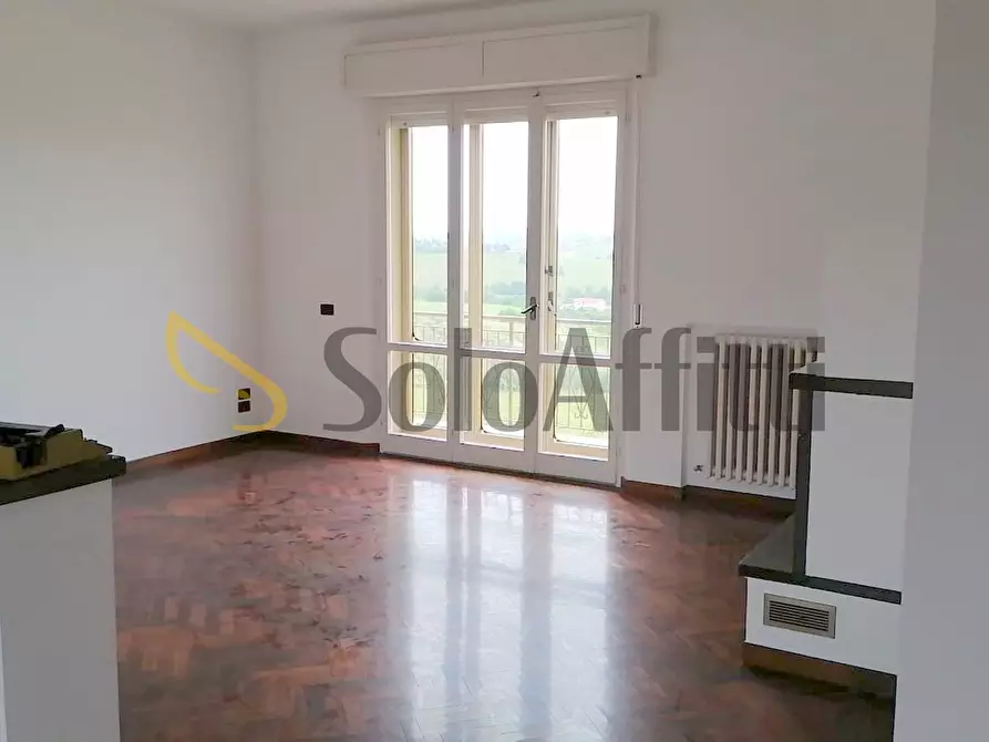 Immagine 8 di Quadrilocale in affitto  a Camerano