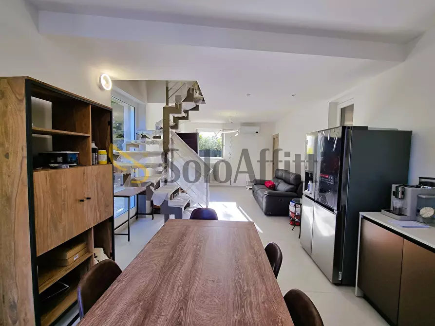 Immagine 9 di Casa indipendente in affitto  a Filottrano