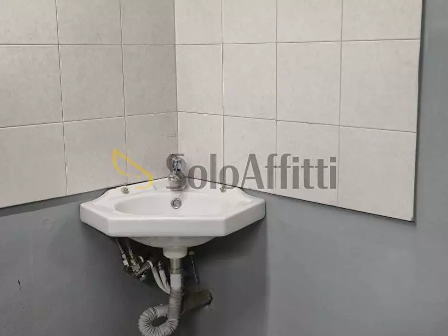 Immagine 20 di Locale commerciale in affitto  in Corso Filippo Brunelleschi 80 a Torino