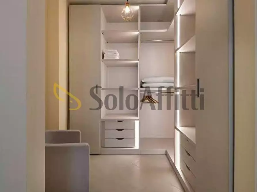 Immagine 8 di Bilocale in affitto  a Milano