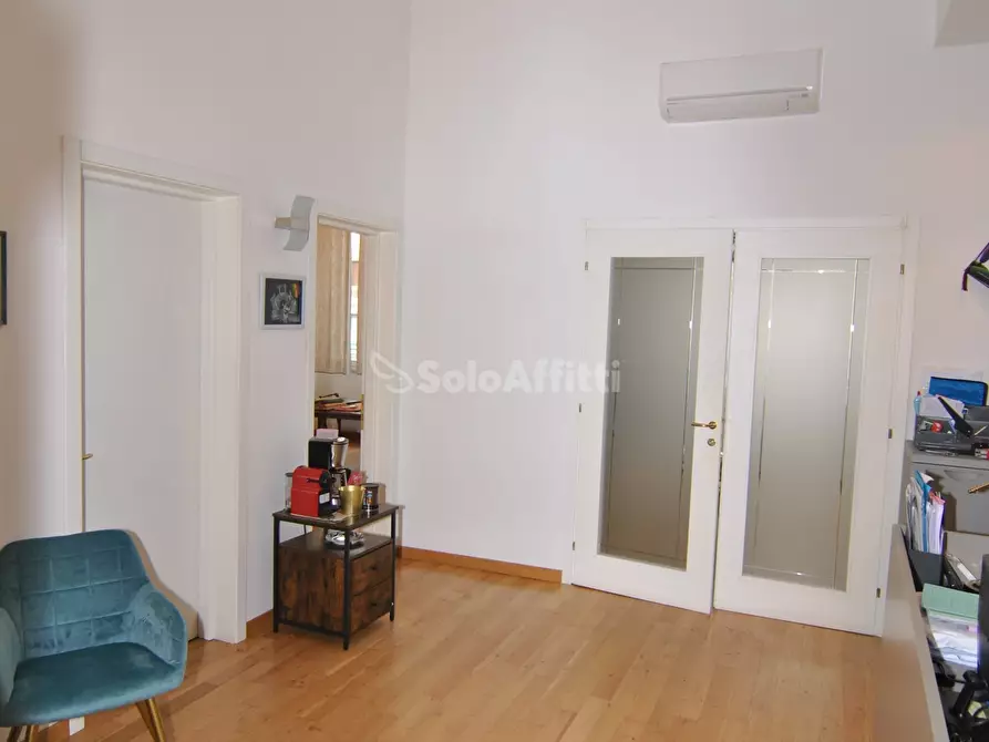 Immagine 2 di Ufficio in affitto  in Via Cairoli 12 a Livorno