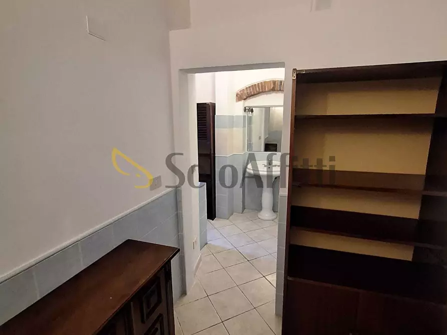 Immagine 12 di Quadrilocale in affitto  a Livorno