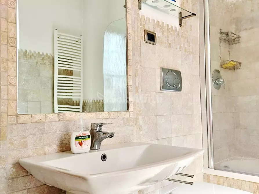 Immagine 23 di Trilocale in affitto  in Via Passo Buole a Fiumicino