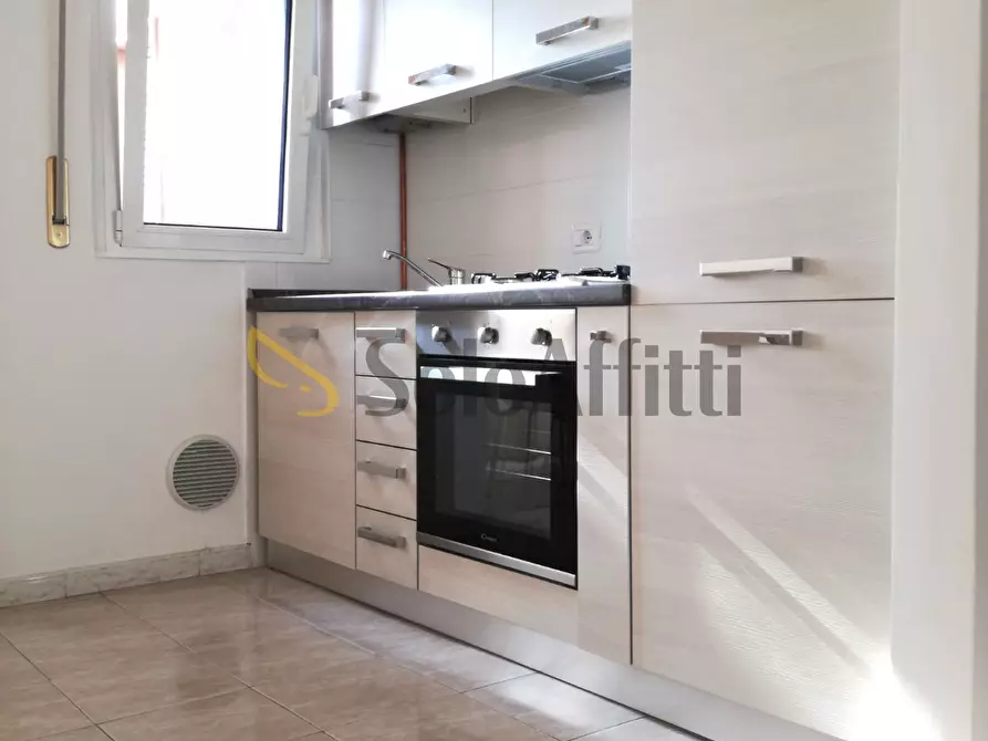 Immagine 3 di Bilocale in affitto  in Via Luigi Pirandello 5 a Cinisello Balsamo