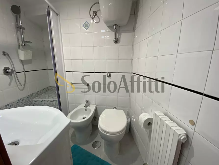 Immagine 8 di Bilocale in affitto  a Catanzaro