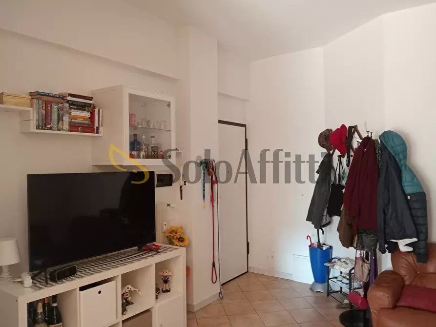 Immagine 2 di Trilocale in affitto  a Falconara Marittima