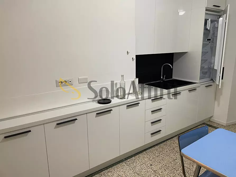 Immagine 1 di Bilocale in affitto  in Via Pier Dionigi Pinelli a Torino