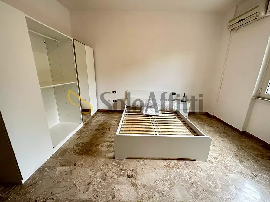 Immagine 20 di Stanza singola in affitto  in Via Ferrarecce a Caserta