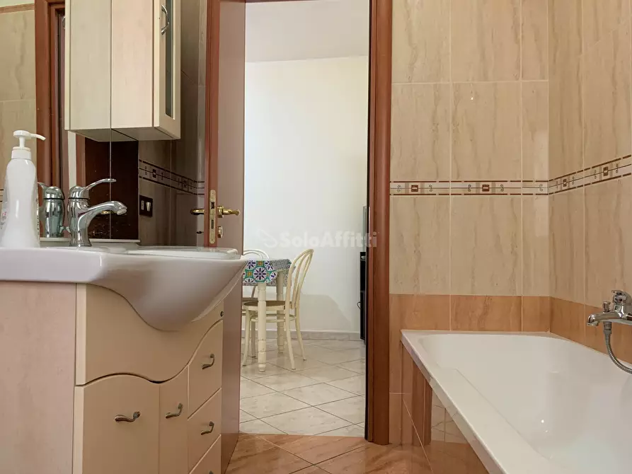 Immagine 8 di Trilocale in affitto  a Catanzaro