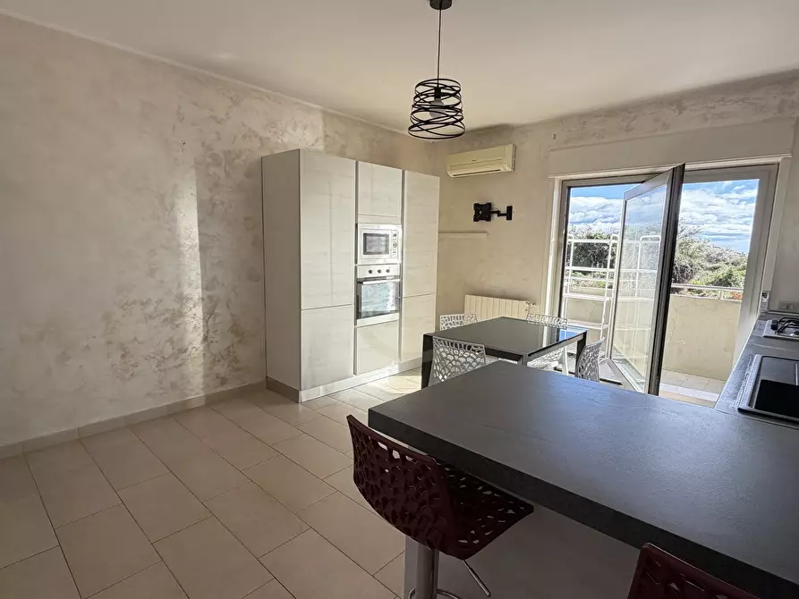 Immagine 2 di Appartamento in vendita  a Camporotondo Etneo