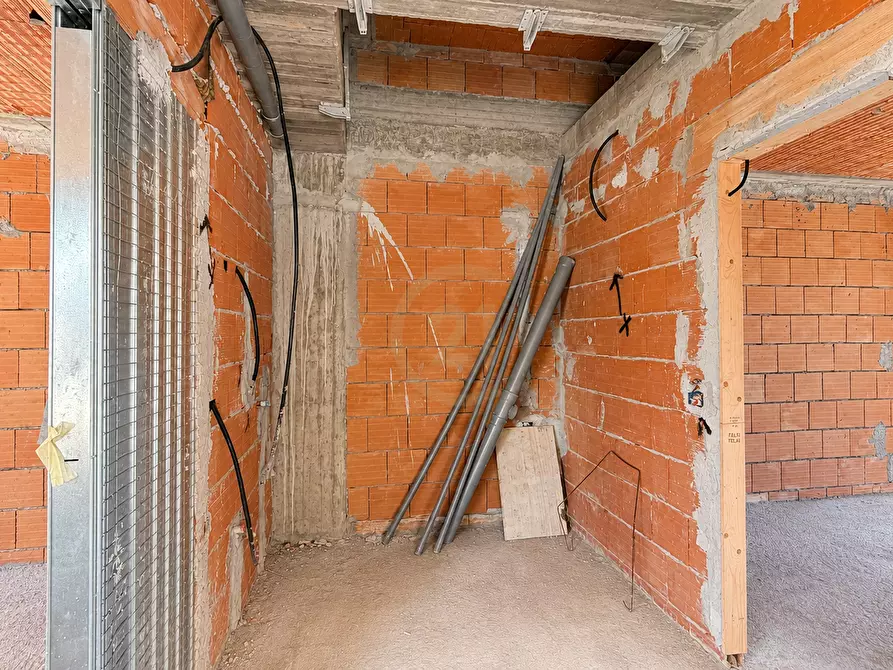 Immagine 25 di Villa in vendita  in Via Aristotele 14 a Mascalucia