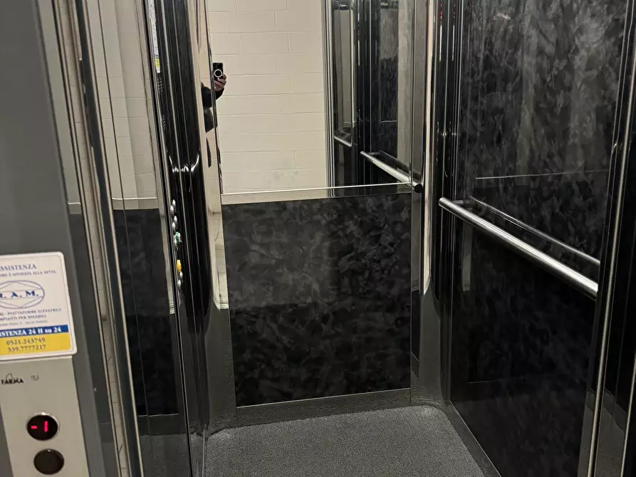 Immagine 16 di Bilocale in vendita  in via sidoli a Parma