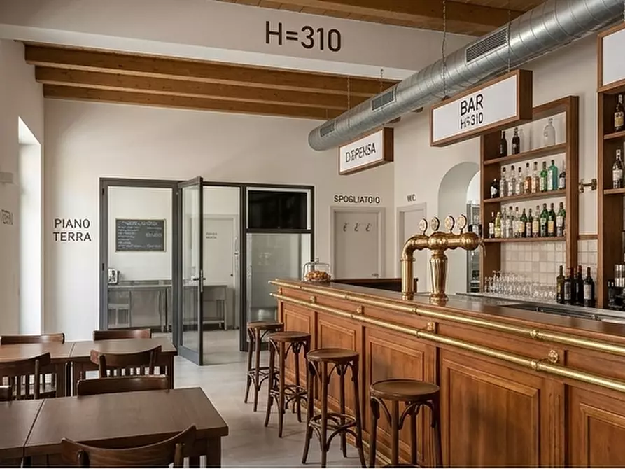 Immagine 1 di Bar / Ristorante in vendita  in Via Nazionale 58 a Fornovo Di Taro