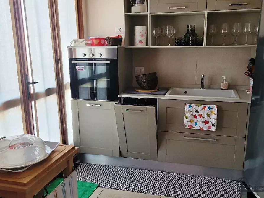 Immagine 13 di Attico in vendita  in Via Pietro Martini 55 a Parma