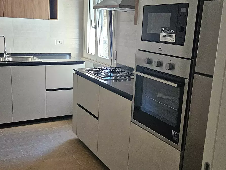 Immagine 8 di Quadrilocale in affitto  in Strada della Repubblica 58 a Parma