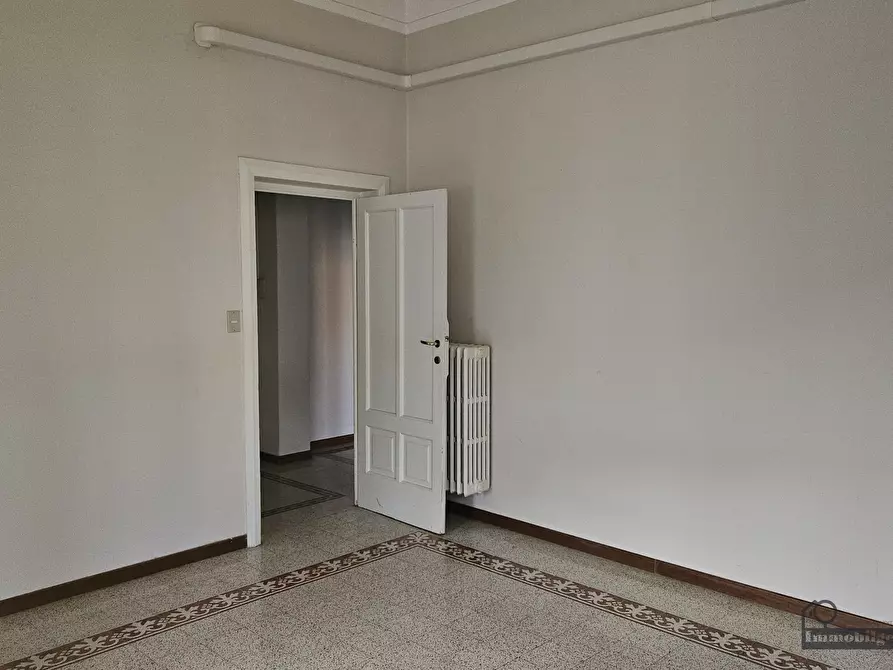 Immagine 29 di Trilocale in affitto  in Viale Tanara 13 a Parma