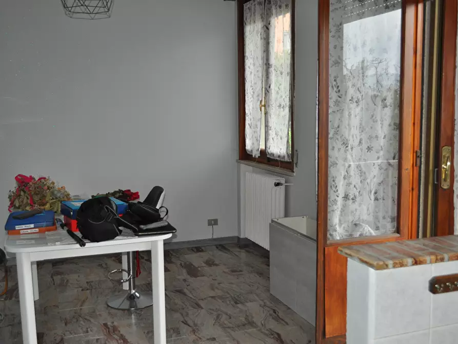 Immagine 19 di Trilocale in vendita  in via Nazionale a Fornovo Di Taro