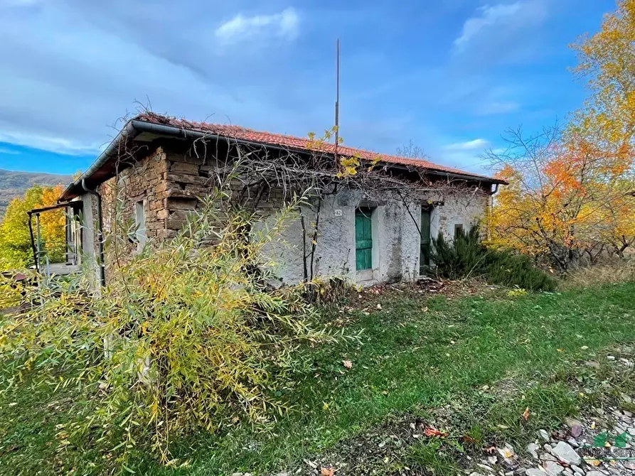 Immagine 43 di Rustico / casale in vendita  in pessola casa gasparone 81 a Varsi