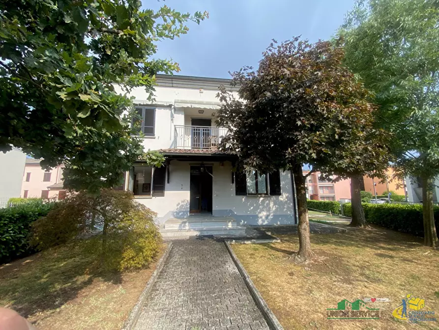 Immagine 9 di Casa bifamiliare in vendita  in Via Pietro Nenni 9 a Noceto