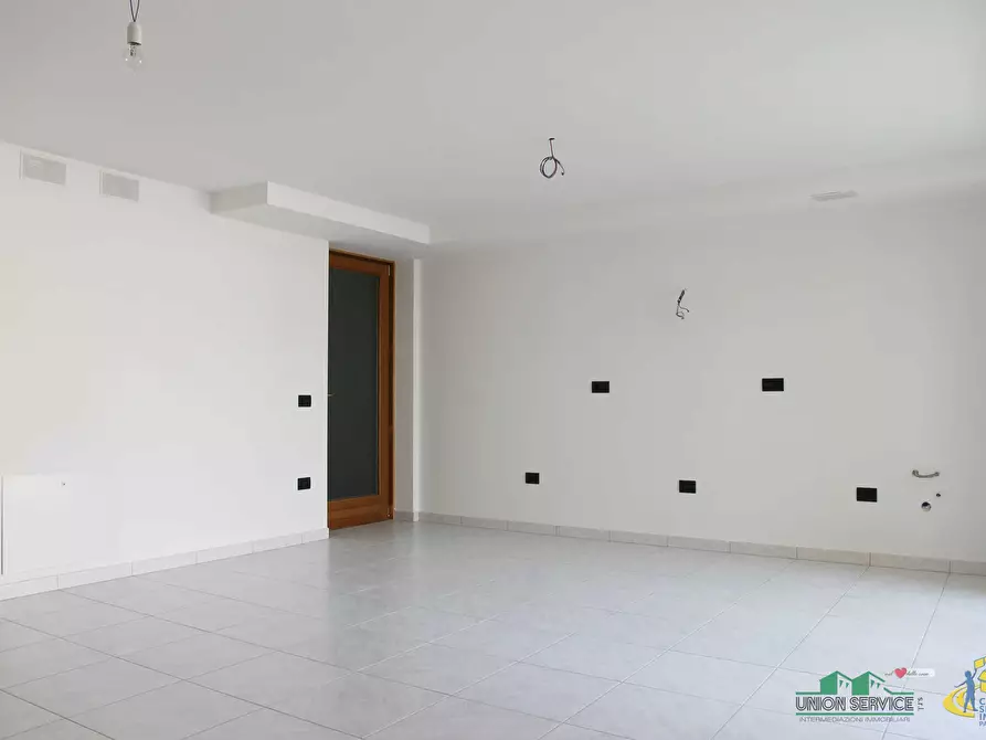 Immagine 35 di Casa bifamiliare in vendita  a Parma