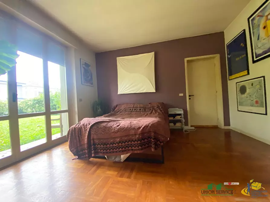 Immagine 17 di Villa in vendita  in Via Giosuè Carducci 3 a Medesano