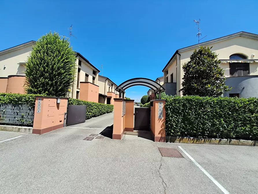 Immagine 41 di Villetta a schiera in vendita  in Via Mario Clivio 19 a Sorbolo Mezzani