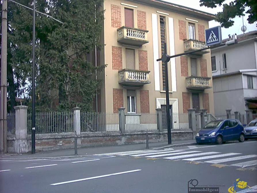 Immagine 34 di Trilocale in affitto  in Viale Tanara 13 a Parma