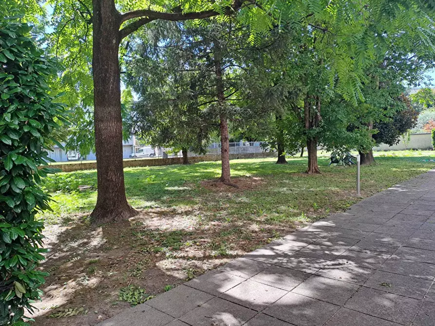 Immagine 26 di Quadrilocale in vendita  in Via Enrico Berlinguer 8 a Parma