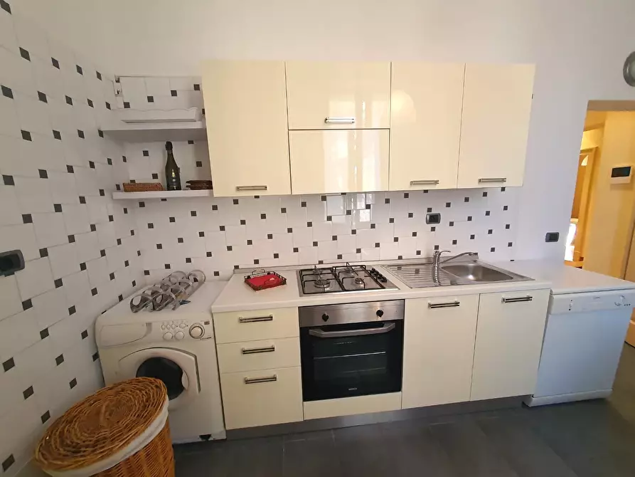 Immagine 13 di Bilocale in affitto  in VIA FURLOTTI a Parma