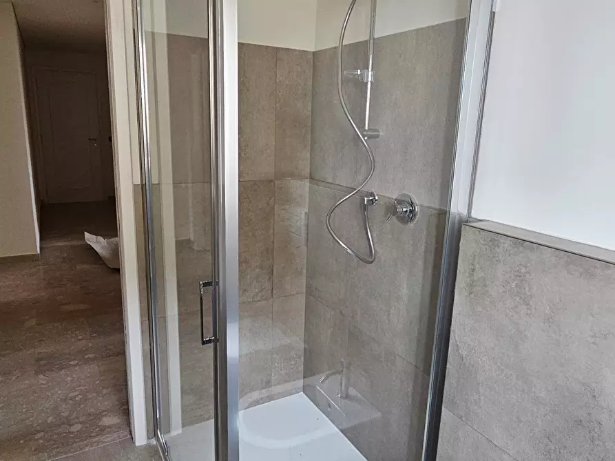 Immagine 27 di Quadrilocale in affitto  in Via Carlo Innocenzo Frugoni 15 a Parma