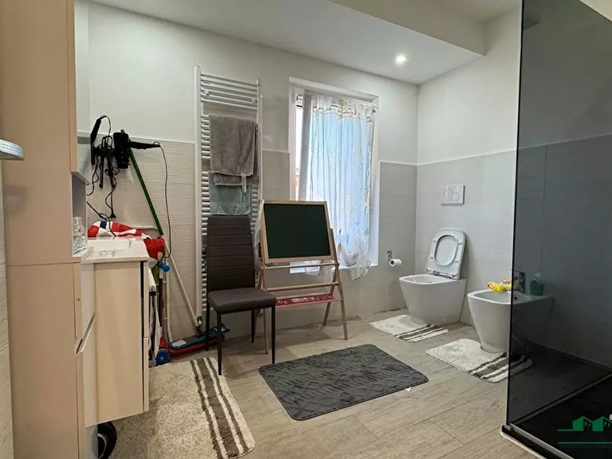 Immagine 38 di Trilocale in vendita  in via Nazionale Gaiano 43 a Collecchio