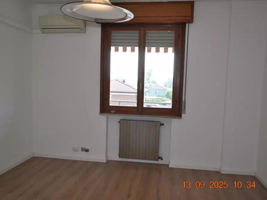 Immagine 22 di Quadrilocale in vendita  in VIA PAPA GIOVANNI XXIII 1 a Sorbolo Mezzani