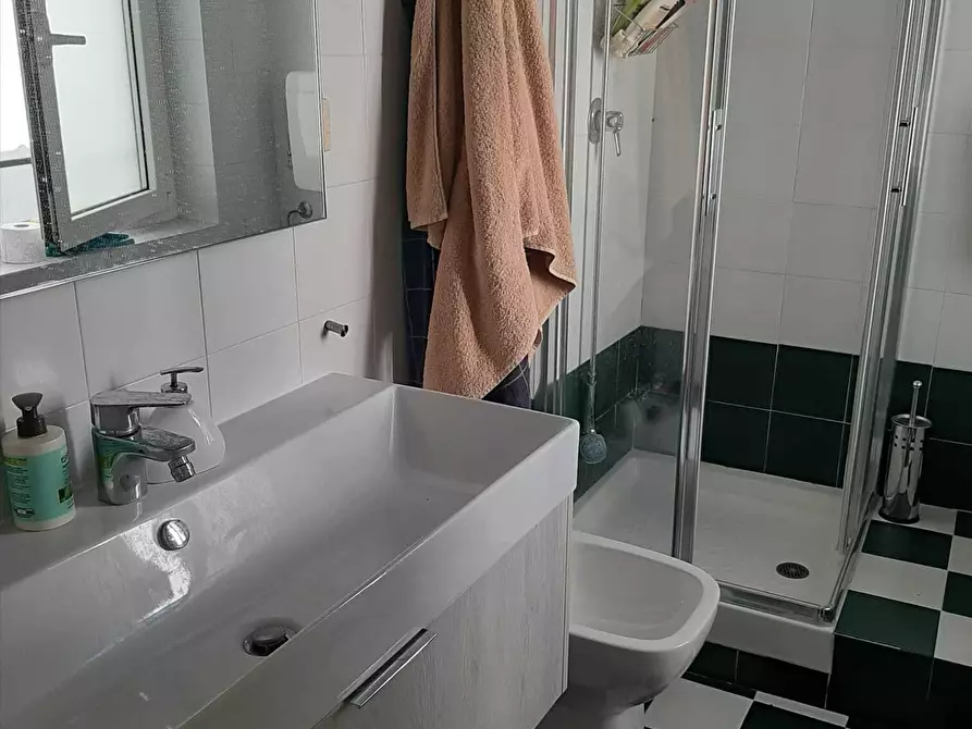 Immagine 9 di Quadrilocale in affitto  in Borgo Garimberti 18 a Parma