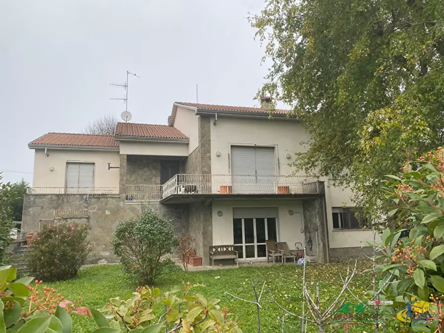 Immagine 18 di Casa bifamiliare in vendita  in Via Giosuè Carducci 3 a Medesano