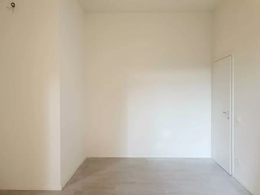 Immagine 9 di Bilocale in vendita  in via solari 29 a Parma