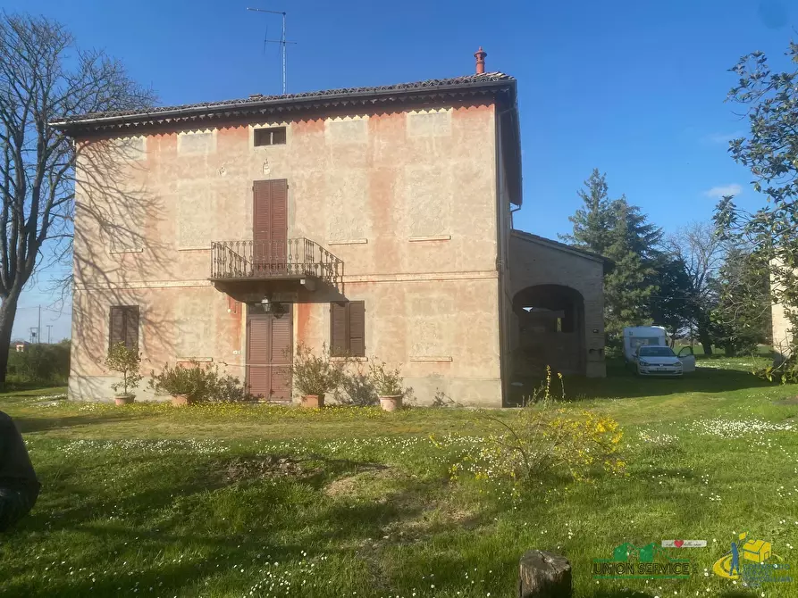 Immagine 4 di Villa in vendita  in Via Giuseppe Garibaldi 30 a Collecchio