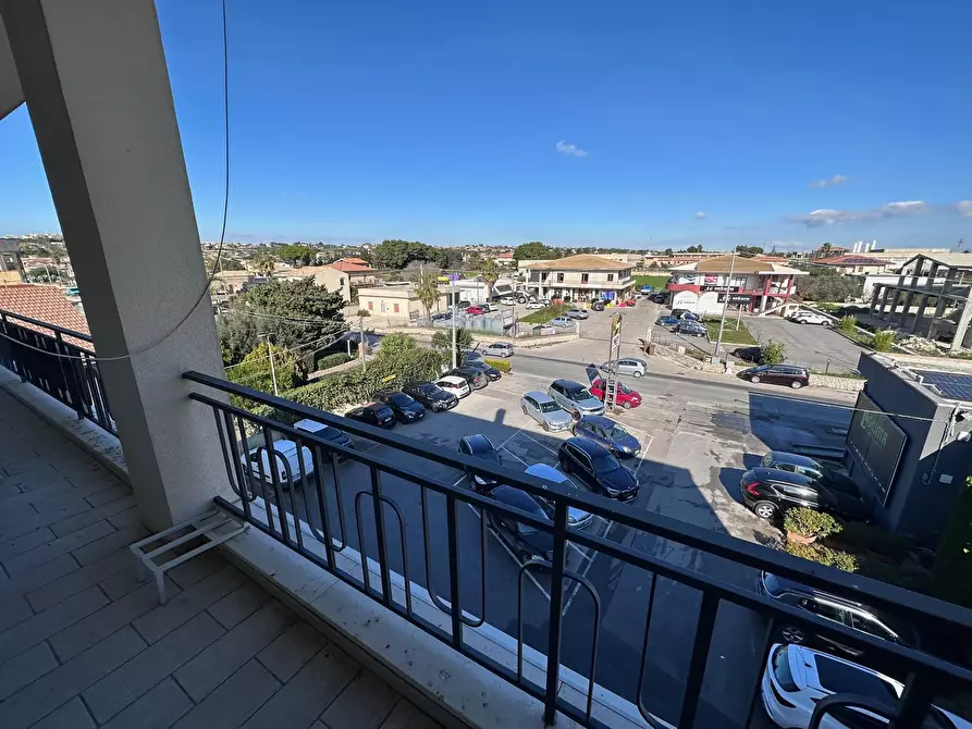 Immagine 18 di Appartamento in vendita  a Modica