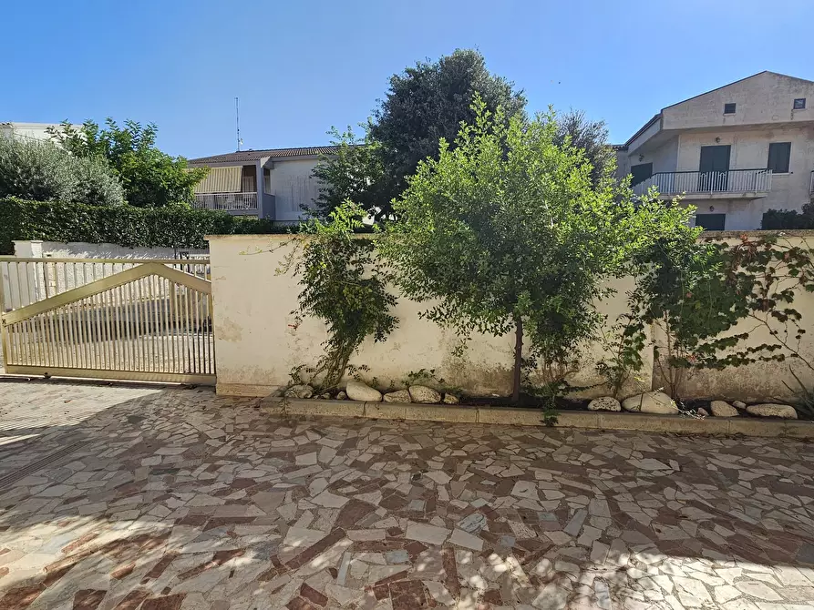 Immagine 13 di Appartamento in affitto  in Via Lipari a Modica