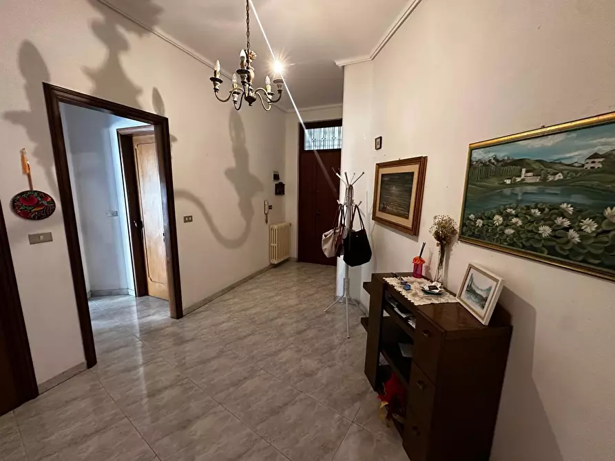 Immagine 2 di Appartamento in vendita  in Viale Medaglie D'Oro 7722 a Modica