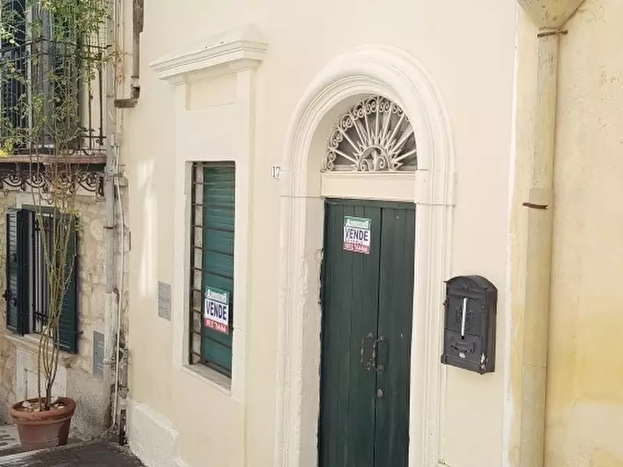 Immagine 2 di Porzione di casa in vendita  a Modica