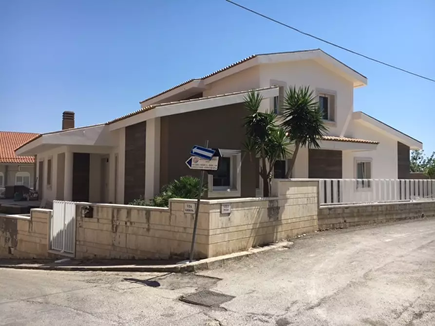 Immagine 1 di Villa in vendita  a Modica