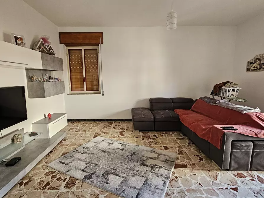 Immagine 4 di Appartamento in vendita  in Via Trani 73 a Modica