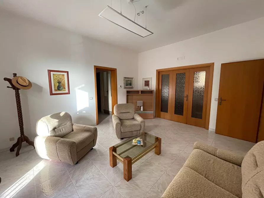 Immagine 4 di Appartamento in vendita  a Modica