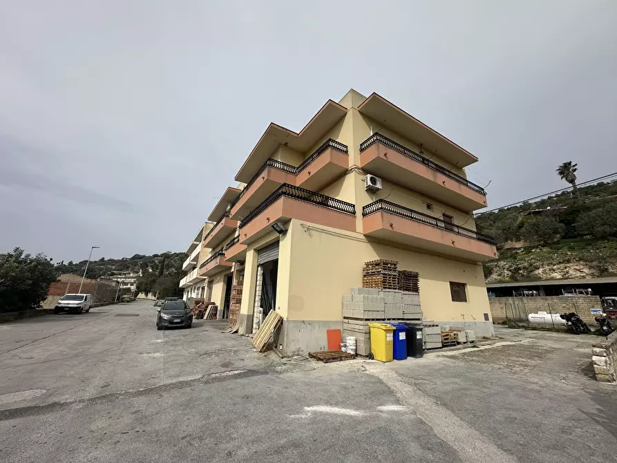 Immagine 19 di Appartamento in vendita  in VIA PASSO GATTA 35/A a Modica