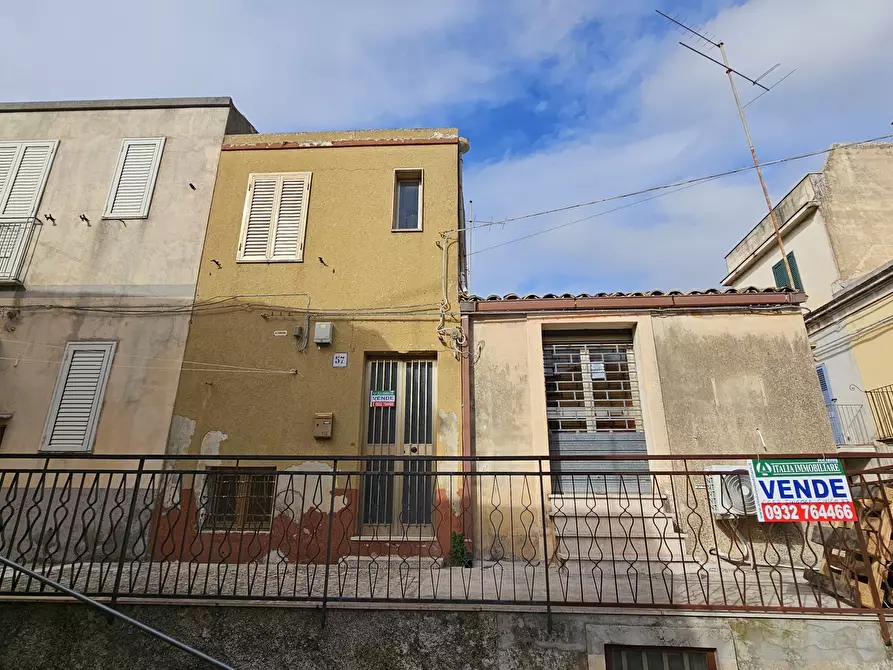 Immagine 1 di Porzione di casa in vendita  in Via Gesù 57 a Modica